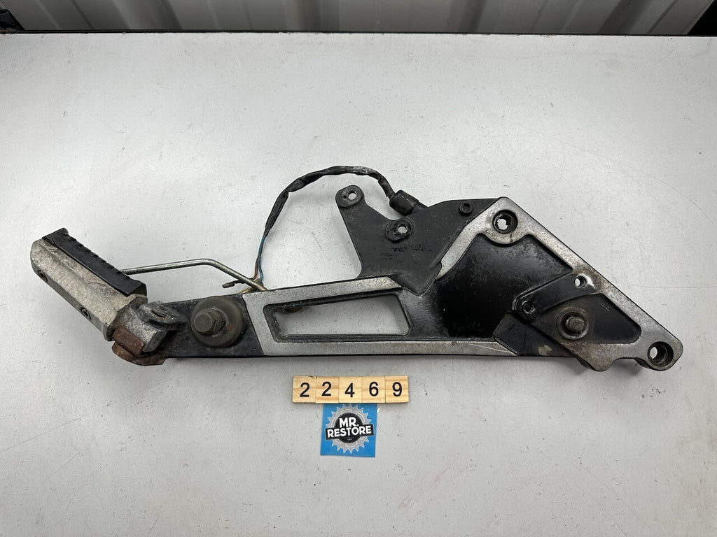 Kawasaki GPZ1000RX ZX1000 1986-88 Right Muffler Stay Foot Rest Bracket