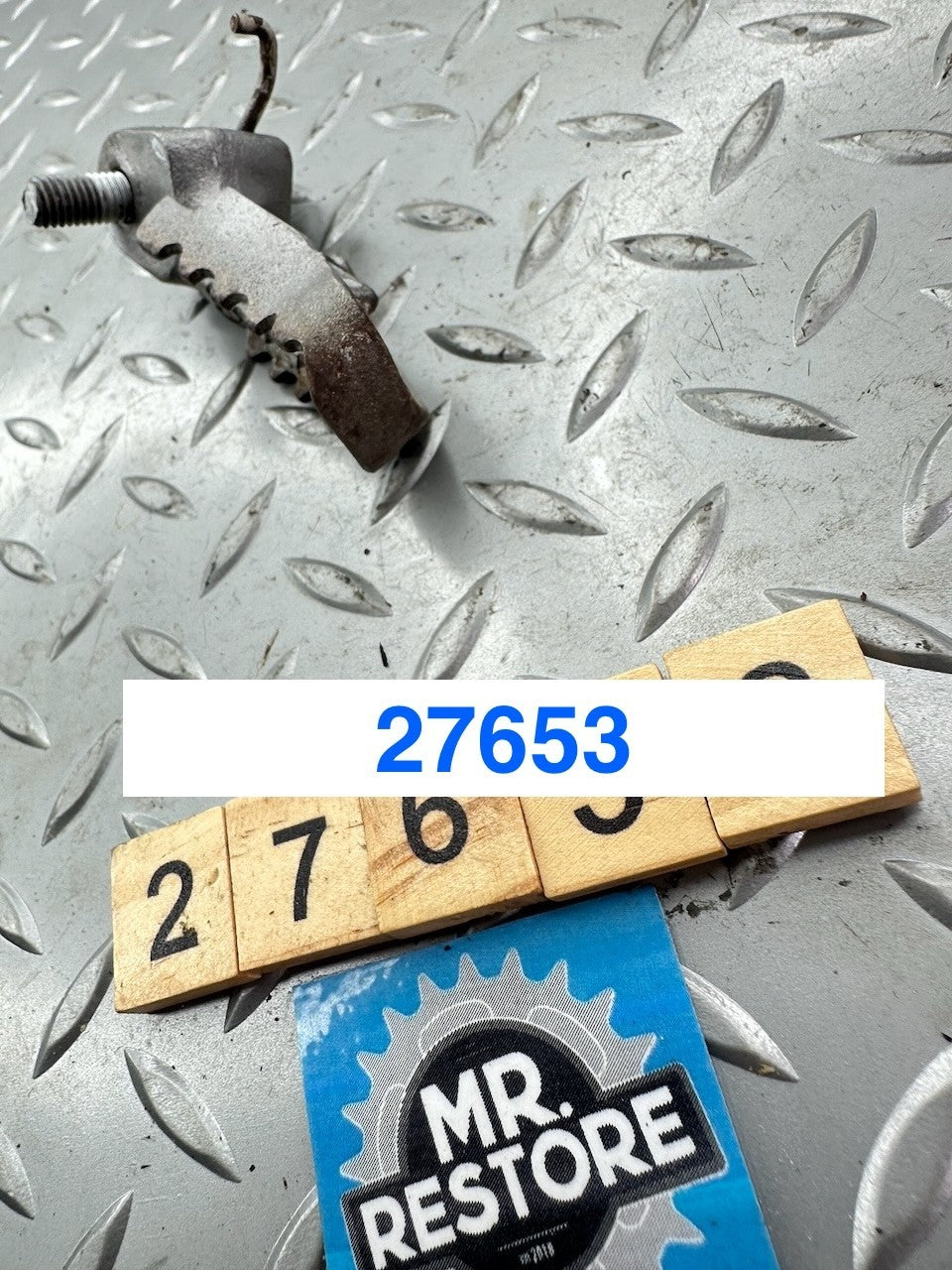 Yamaha TY250 TY175 DT360 DT250 DT175 DT125 DT100 Left Foot Rest Peg & Bolt