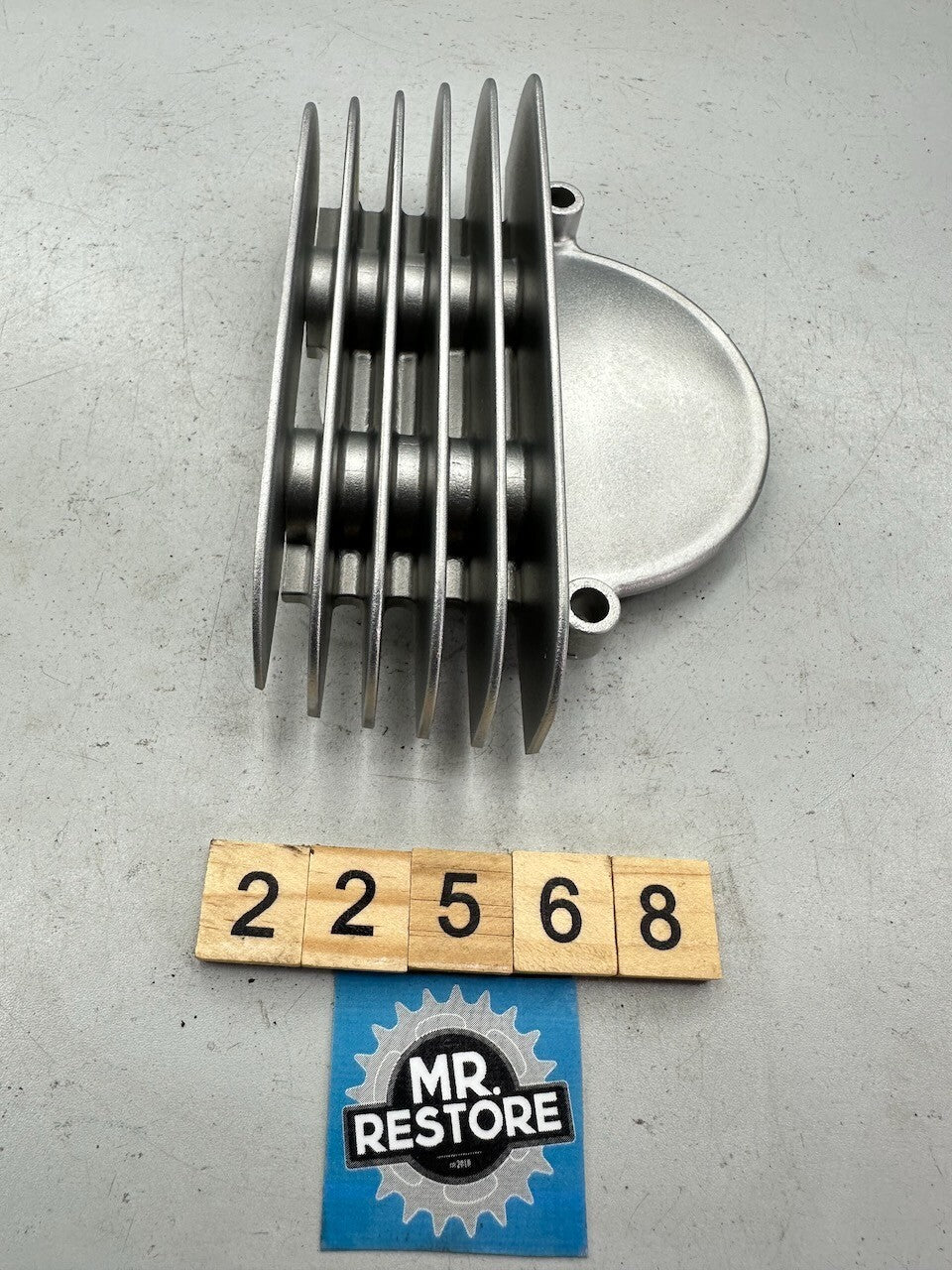 Yamaha XV250 XV240 Virago Cylinder Head Side Cover 3 - 2UJ-11185