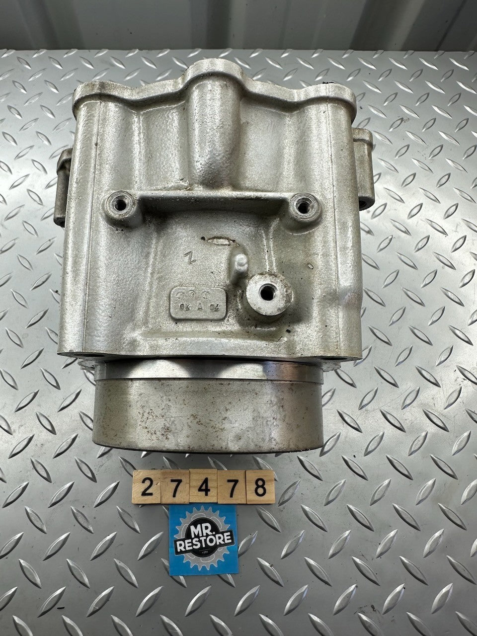 BMW F650GS '99-07' F650CS Cylinder & Piston 11117652878  11117652877