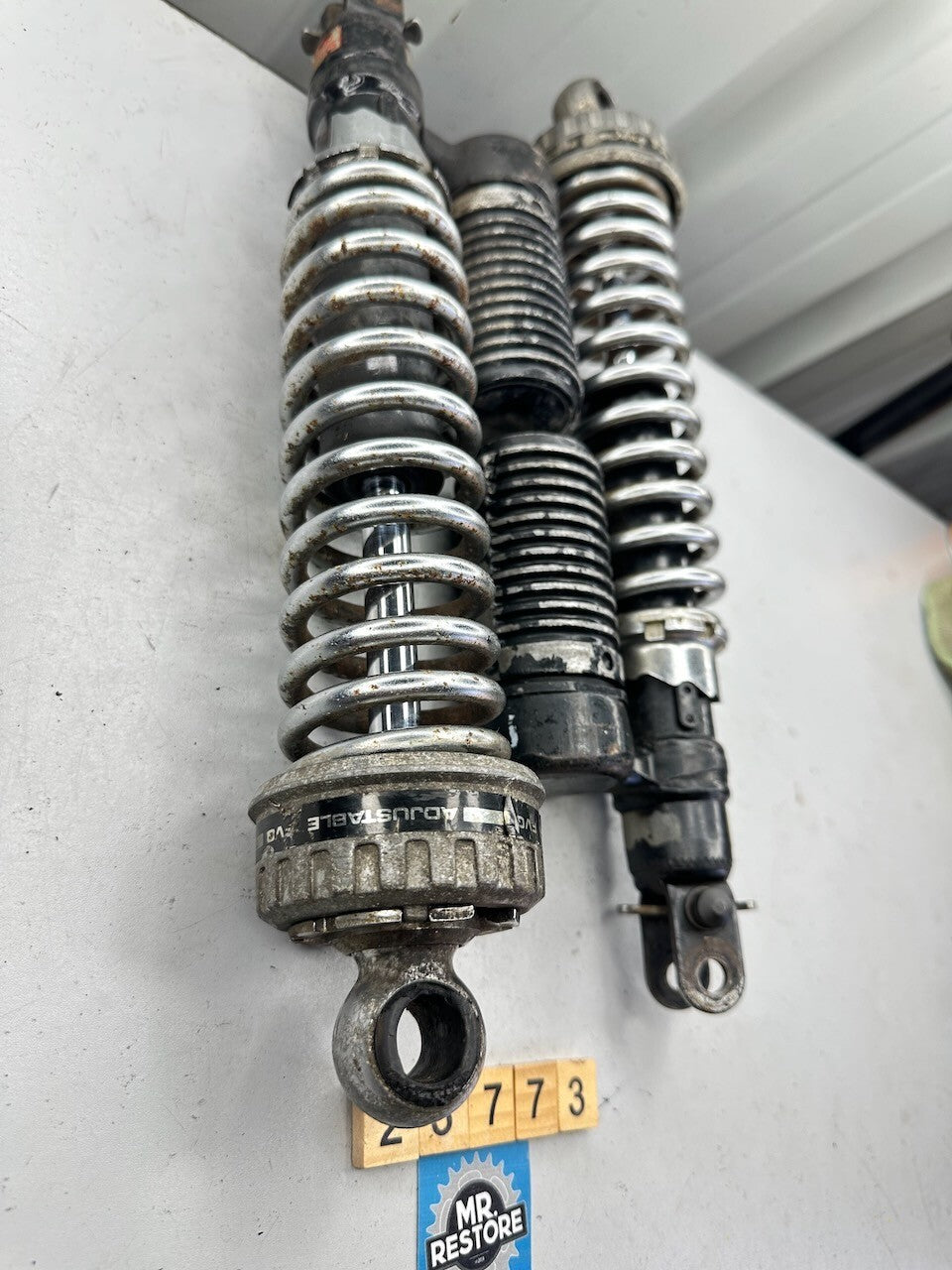 Honda CB900 Boldor Rear Shock Absorbers 52400-438-671