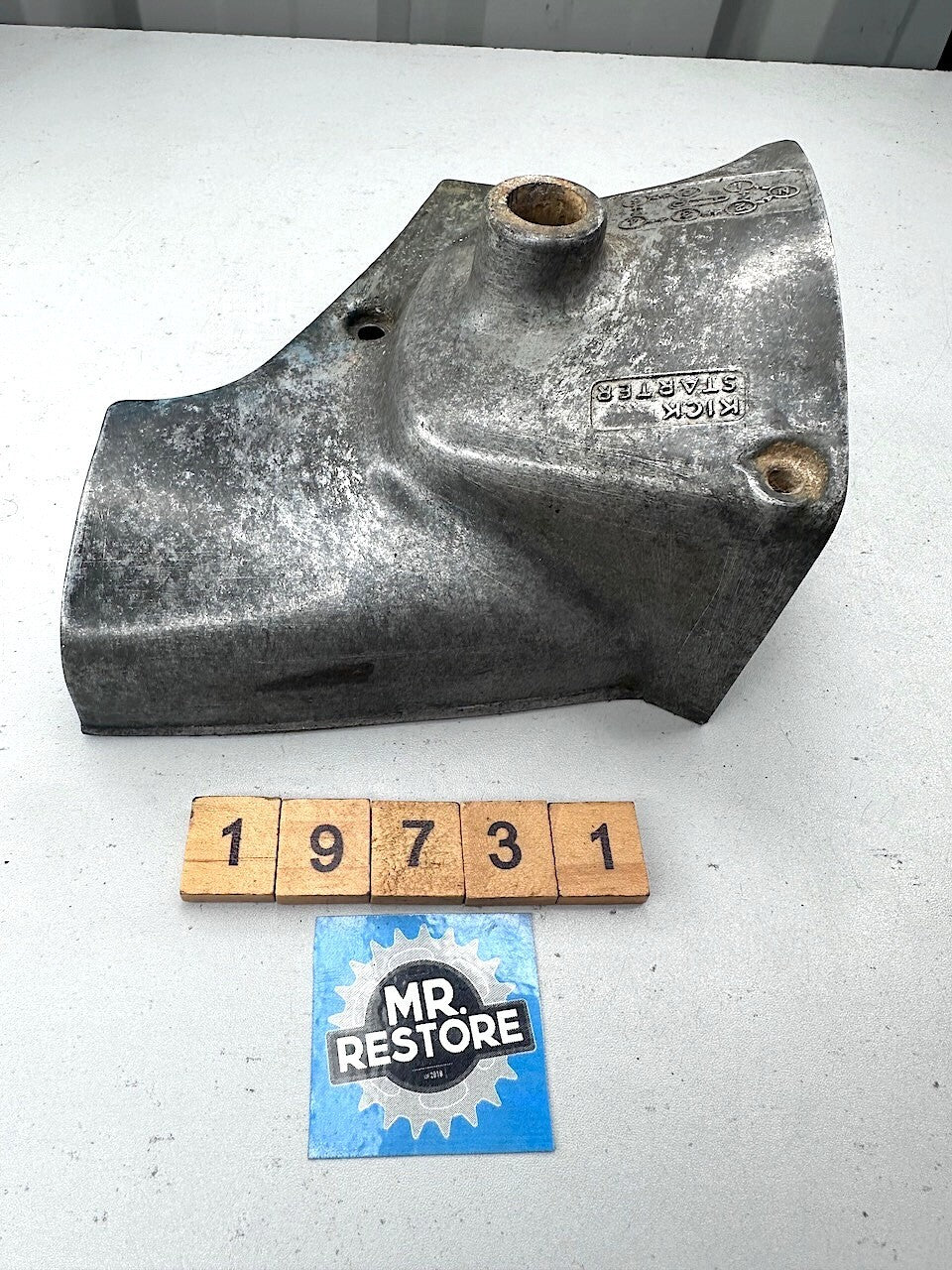 Suzuki GT250 K L M A B Front Sprocket Cover 11361-18100