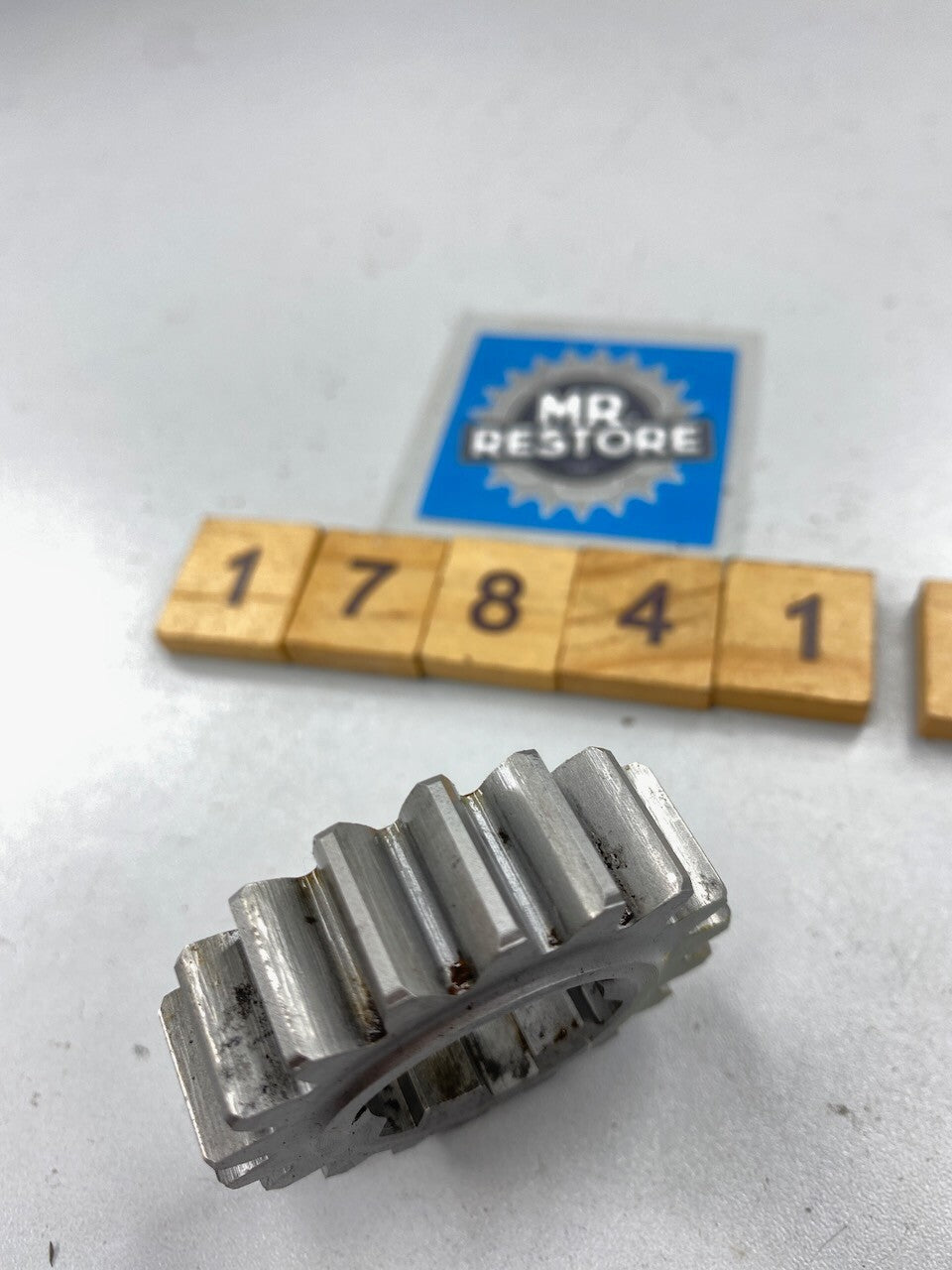 Yamaha SR500 SR400 XT500 TT500 Transmission 2nd Pinion Gear 583-17121