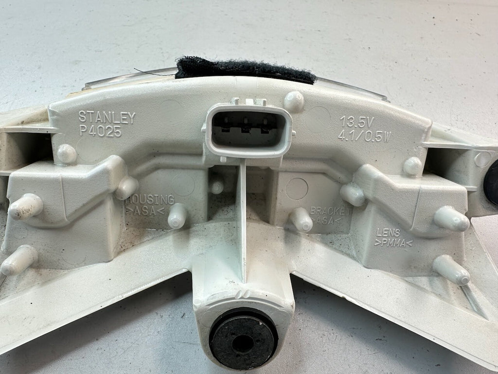 Kawasaki ZX10R OEM Taillight 23025-0003