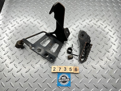 BMW F650GS '99-03' Front Left Foot Rest Peg & Bracket 46717650293