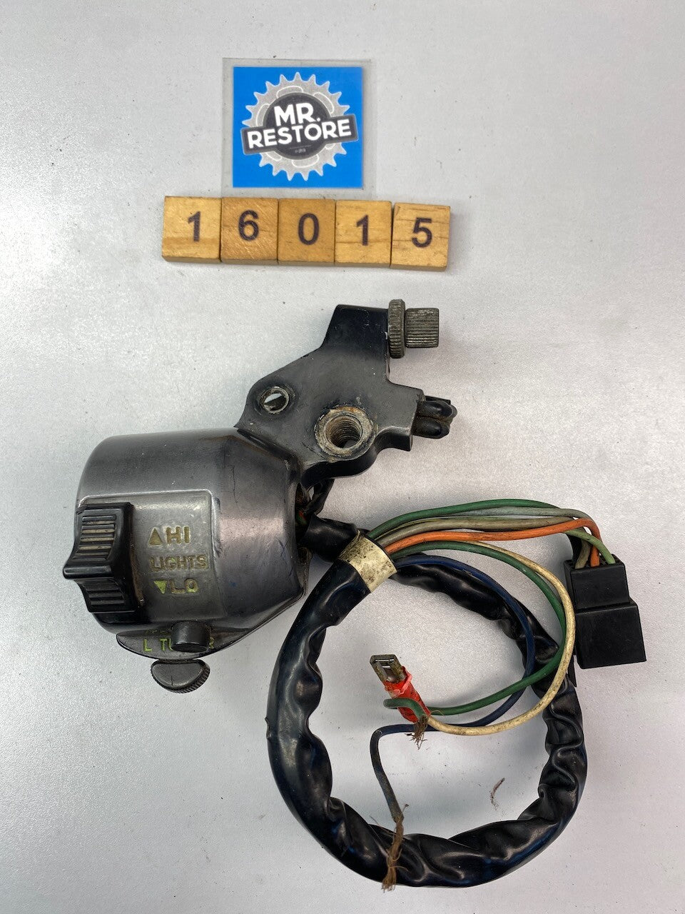 Honda CB250RS Left Hand Switch Block Clutch Perch Turn Pass Hi Lo Horn