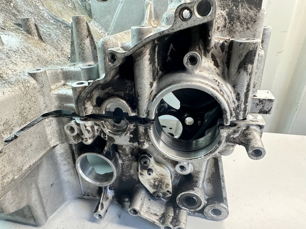 Yamaha YZF600R Thundercat 1997-07 Crankcases 4JH-15100-03