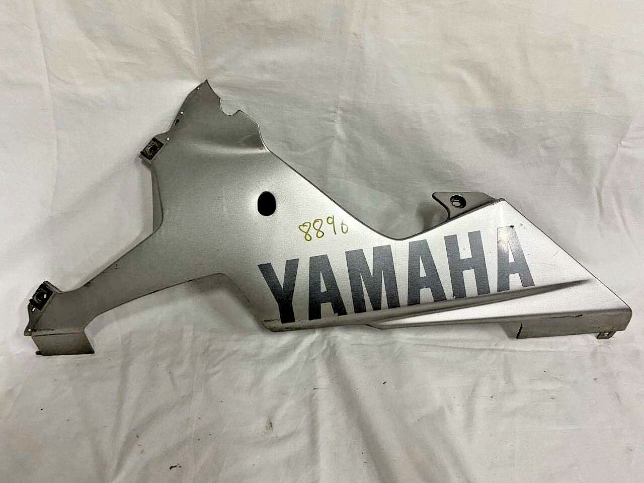 Yamaha R1 YZF 02-03 Cover Under Cowling 5PW-Y2808 Silver