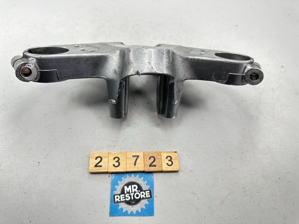 Kawasaki ZZR250 ZX250 EX250 Upper Triple Tree Fork Clamp 44039-1202-GD