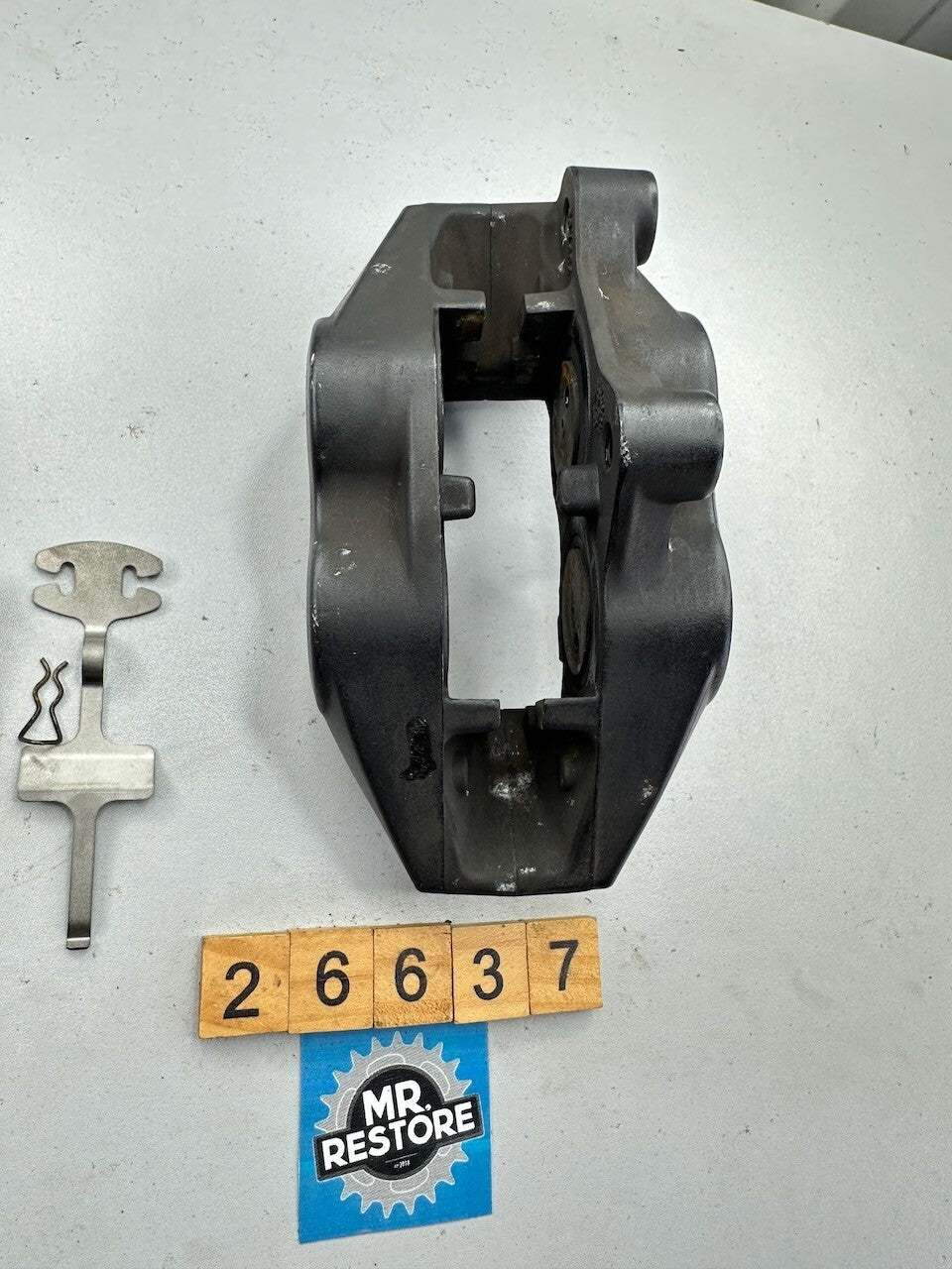 BMW K1200S 03-08 R1200RT R1200S R1100S R1150GS Front Left Brake Caliper (tested)
