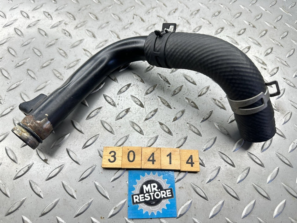 Kawasaki KLZ1000 Versys 1000 2019 Water Pump Head Cap Water Hose Pipe