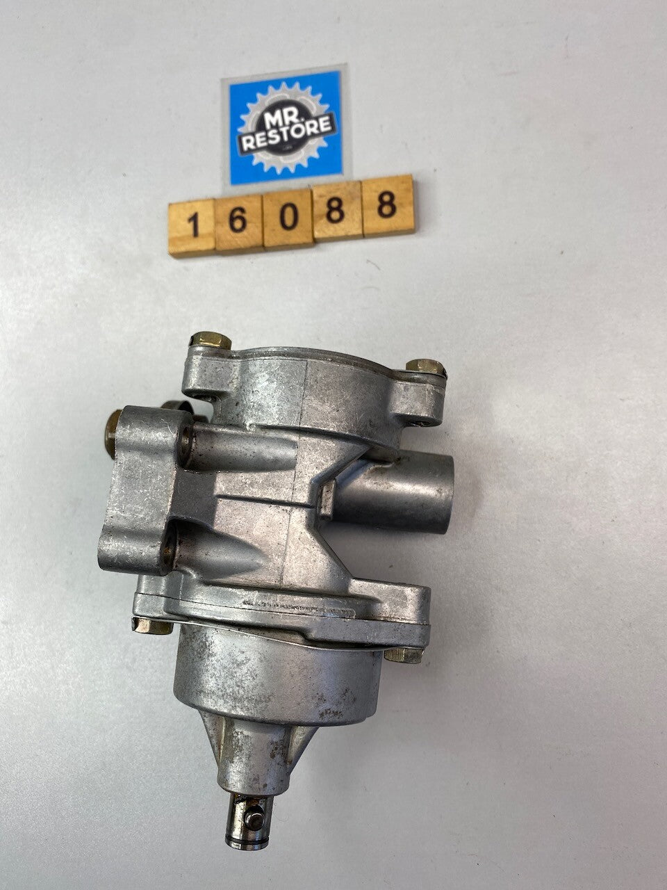 Suzuki GSXR1100 GSX1200 750 Katana GSF600 Bandit Oil Pump 16400-06B01