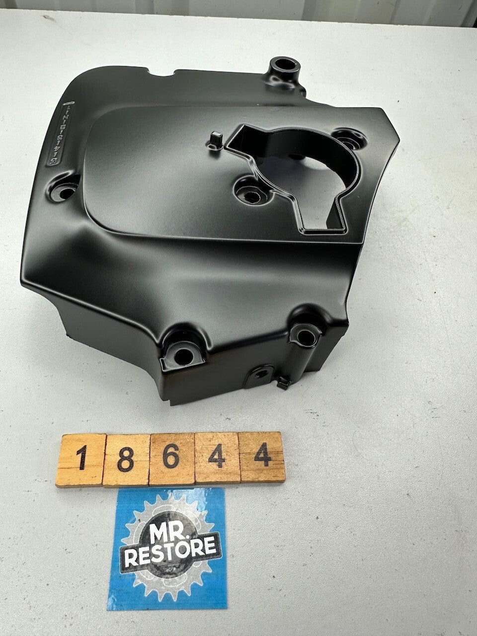 Suzuki GSX750 SF Engine Sprocket Cover - Repainted