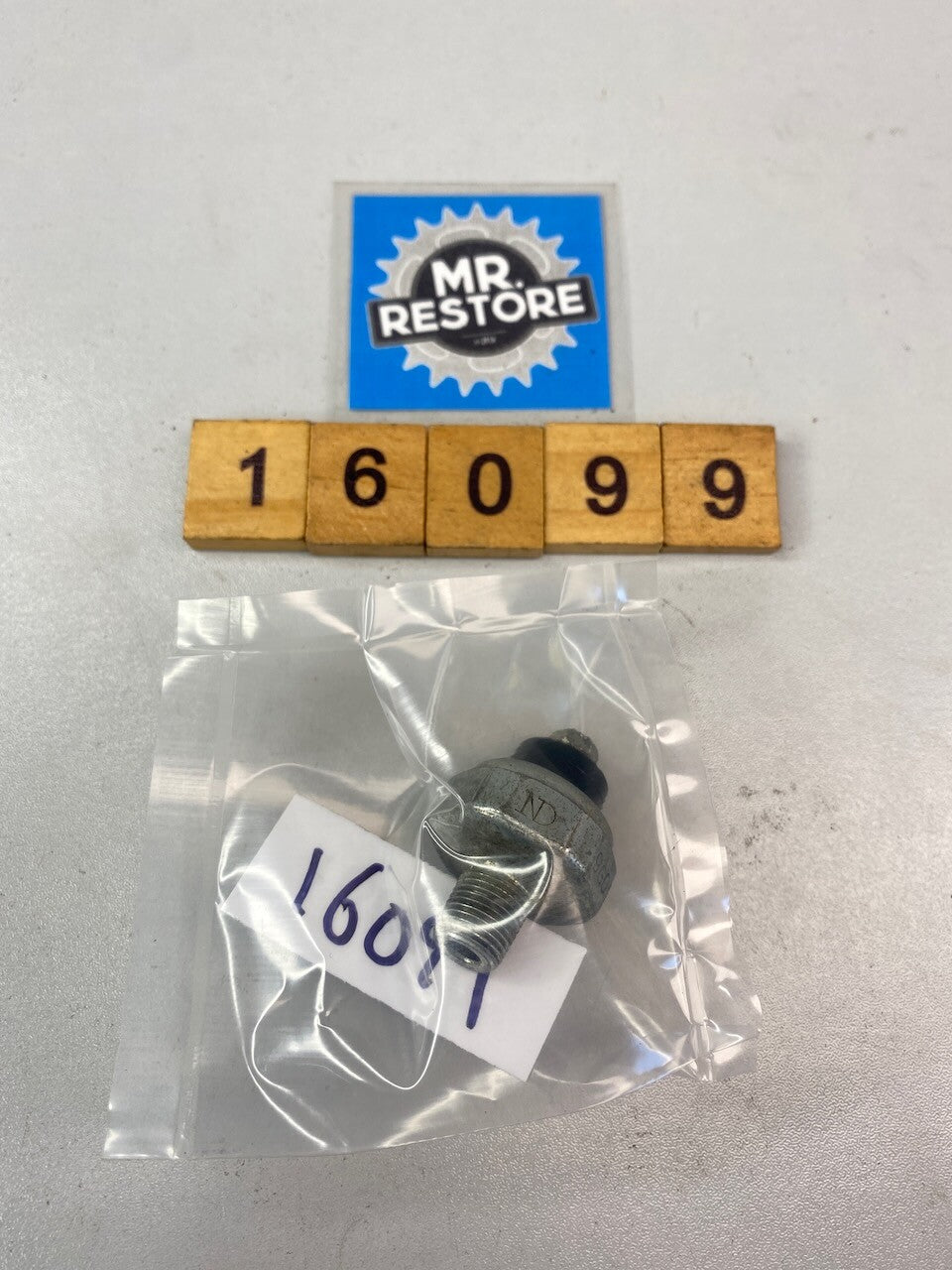 Suzuki GSXR1100 GSXR750 GSX750 Oil Pressure Switch 37820-34200 or 37820-33D10