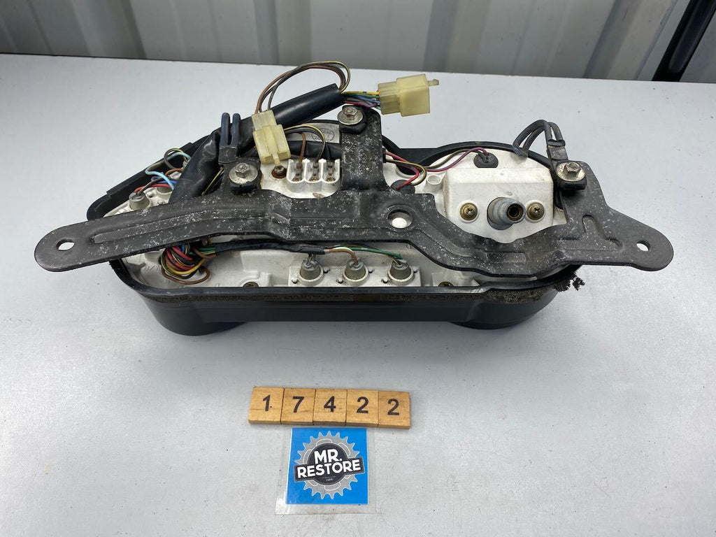 Kawasaki ZZR1100C Dashboard Instruments Meters KMH Tested (showing only 15728ks)
