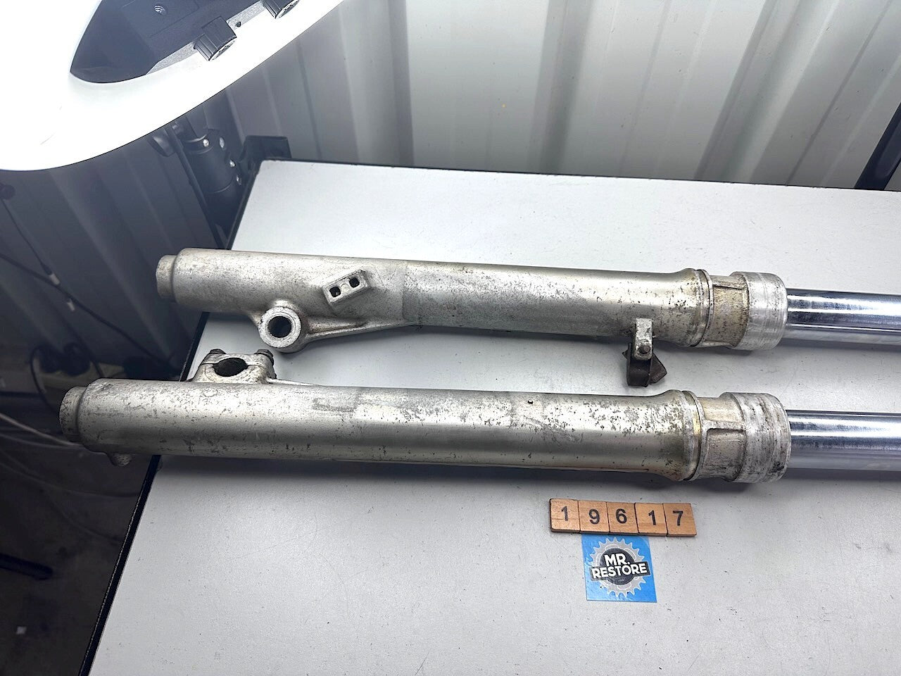Yamaha IT465 Pair of Forks