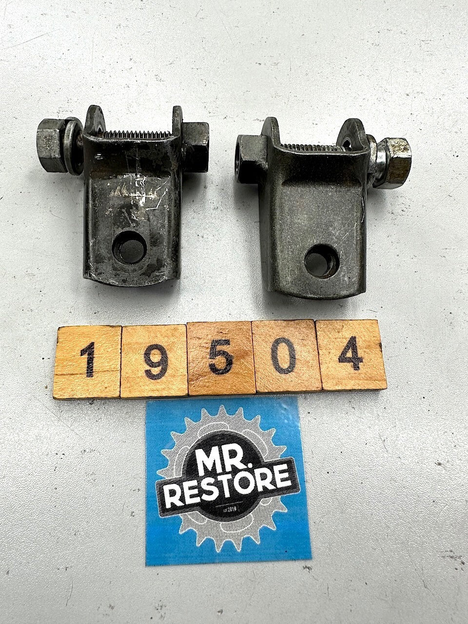 Yamaha RZ250 RZ350 RD350 RD250 YPVS Pair of Engine Stays & Bolts 3 & 4