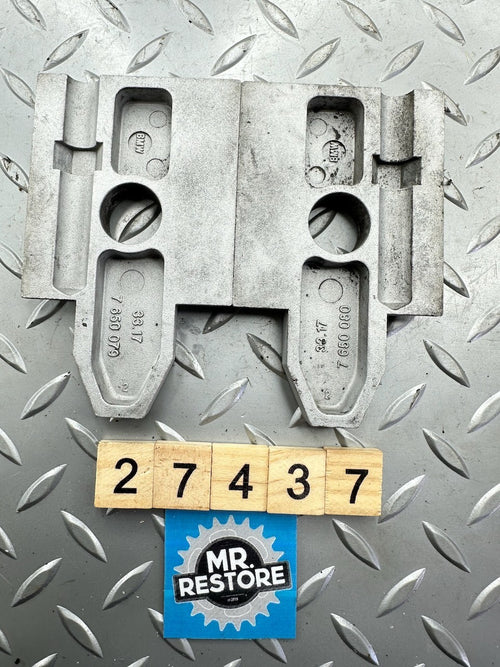 BMW F650GS '99-07' G650GS '08-15' Chain Adjuster Plates 33177650080  33177650079