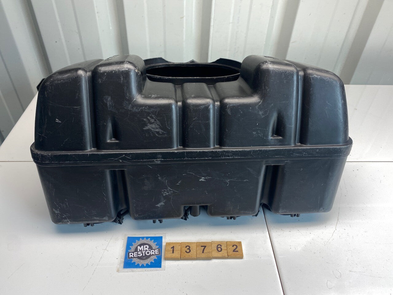 Yamaha YZF1000R 4SV Thunderace Air Cleaner Box 