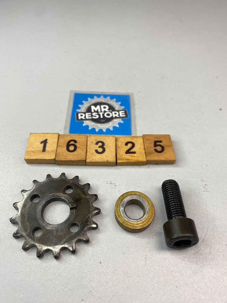 BMW R1200 R1100 R900 R1150 R850 Cam Chain Sprocket & Bolt 11 31 7 677 680
