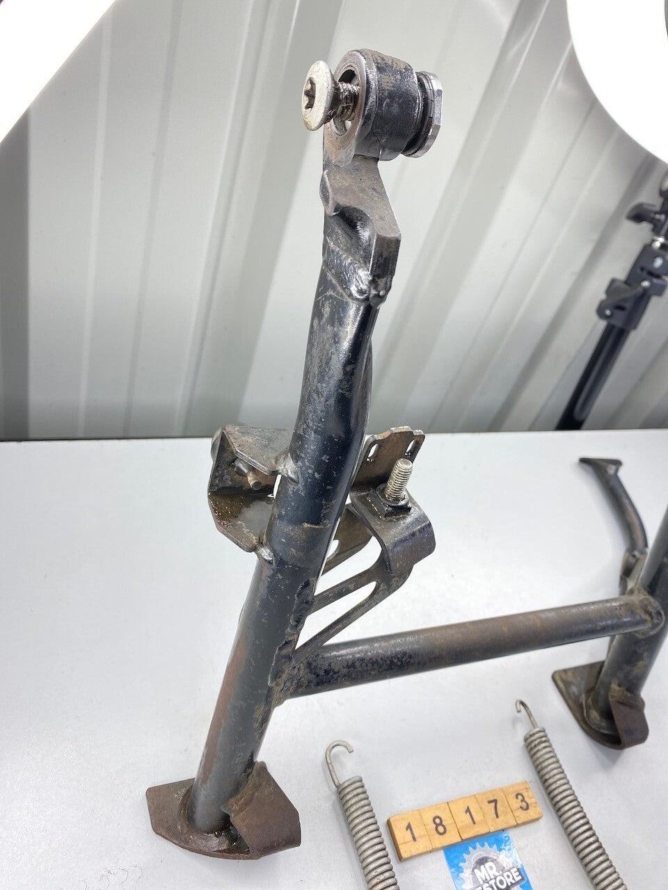 BMW R1200GS 2010 Centre Stand, Springs & Fixings