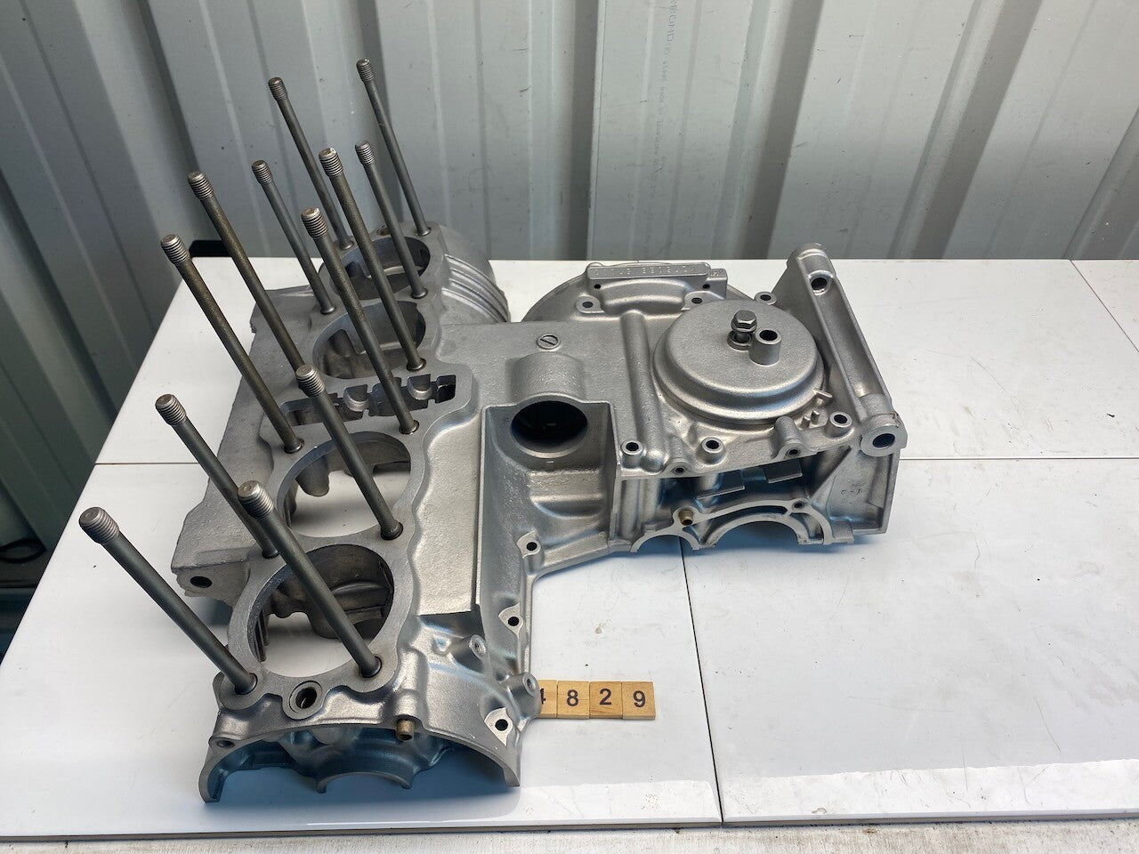 Kawasaki Z750 KZ750 EE Crank Cases - Vapour Blasted