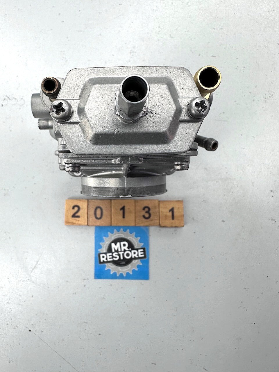 Suzuki RG500 RG400 OEM Carburettor Carb (Front left)