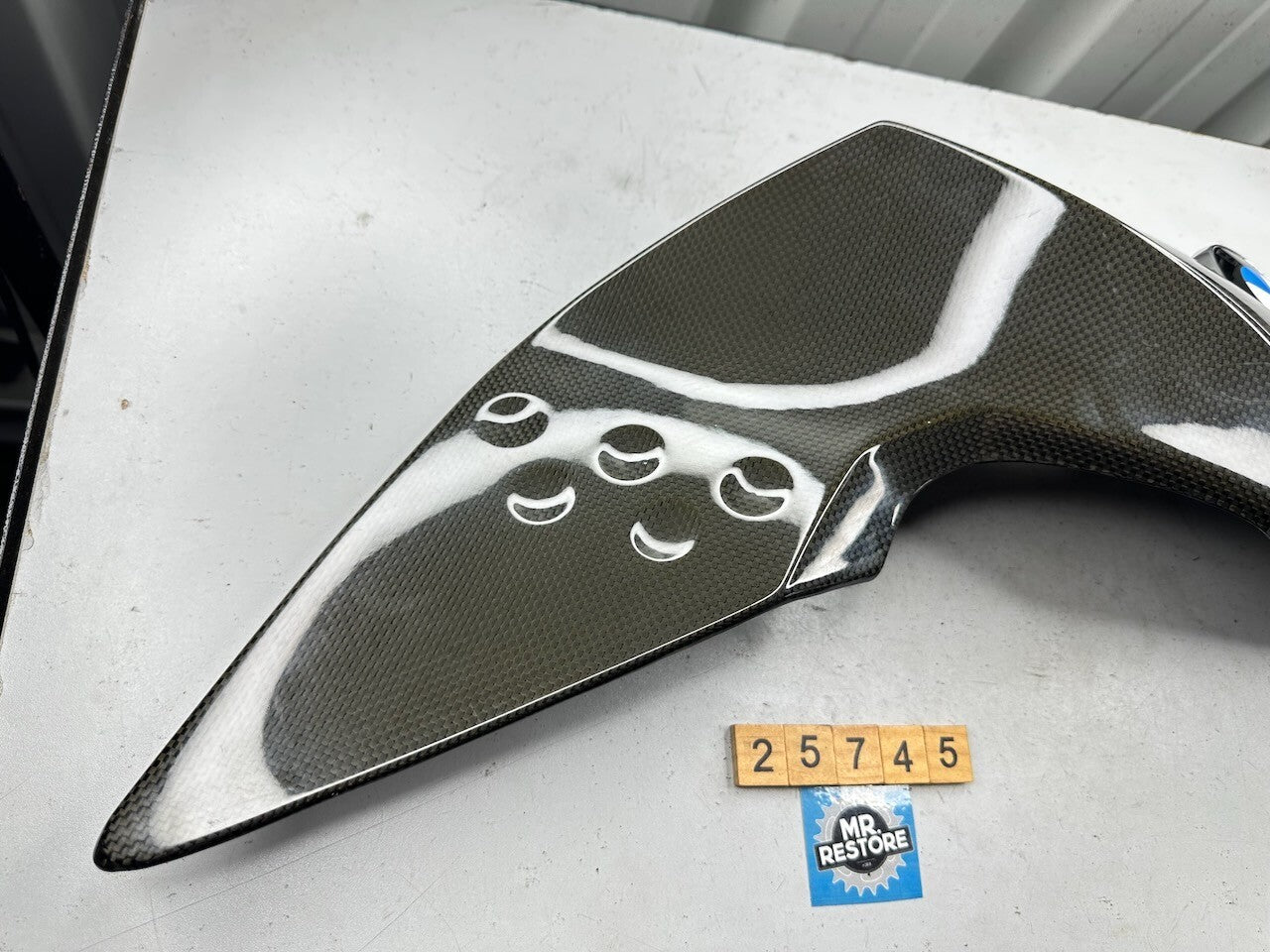 BMW K1300R Carbon Fibre Right Hand Panel & Badge