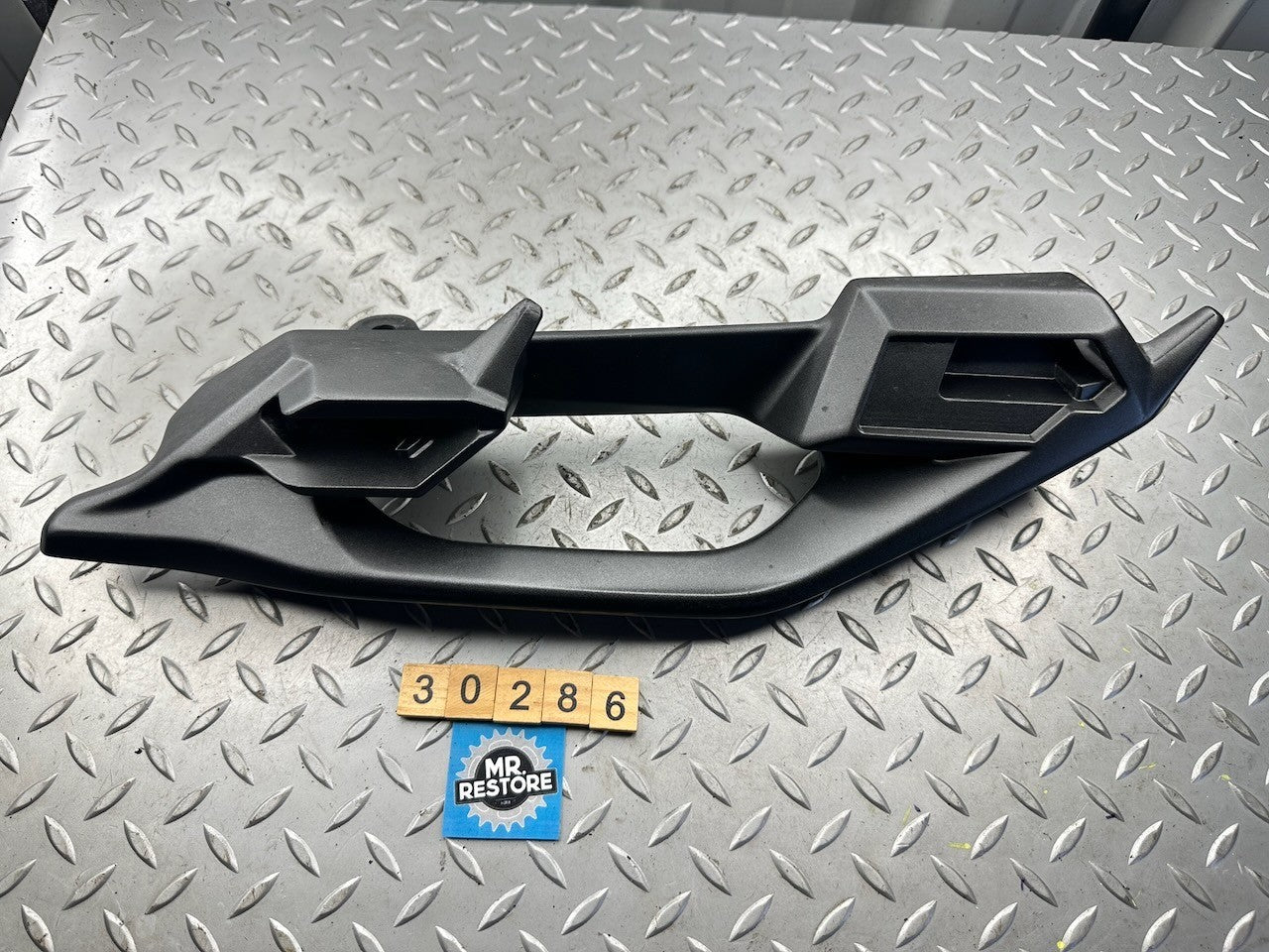 Kawasaki KLZ1000 Versys 1000 2019 Left Pillion Handle Grip Grab Rail 46075-0596