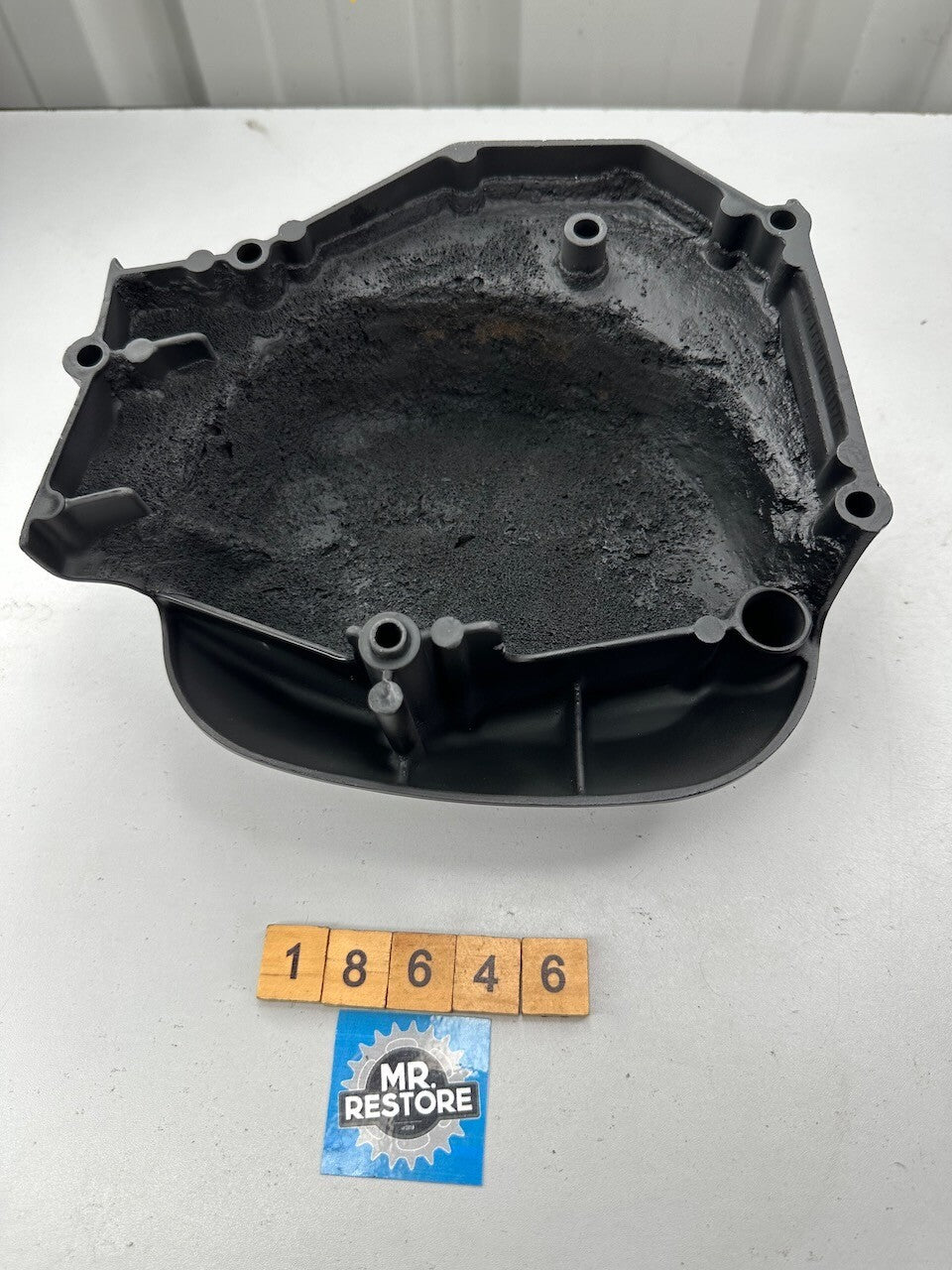 Suzuki GSX1100 GSX750 Katana GS1100 GS750 Engine Sprocket Cover - Repainted
