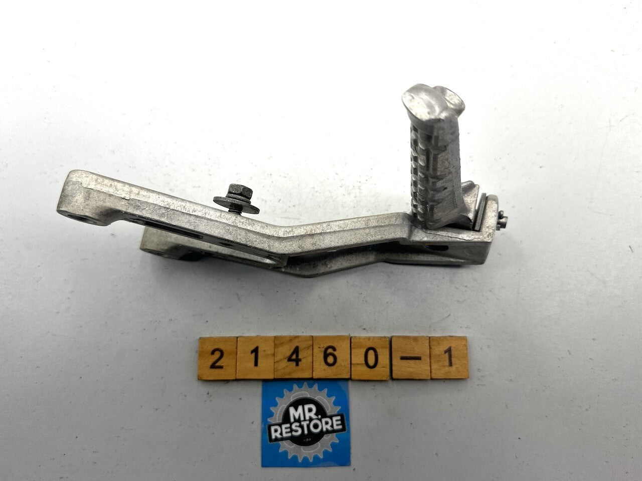 Yamaha TZR250 1KT 2MA Right Pillion Bracket & Footrest 1KT-2742L  1HX-27441