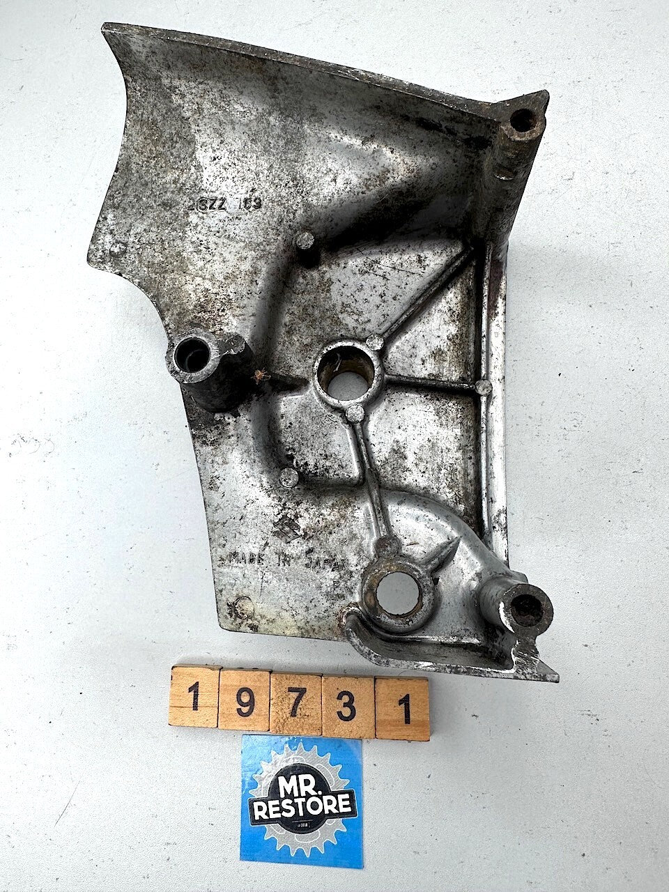 Suzuki GT250 K L M A B Front Sprocket Cover 11361-18100