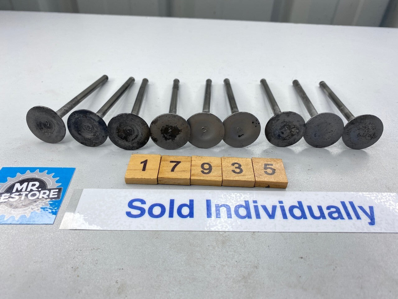 Honda VF750 VF700 OEM Intake Valve 14711-MB2