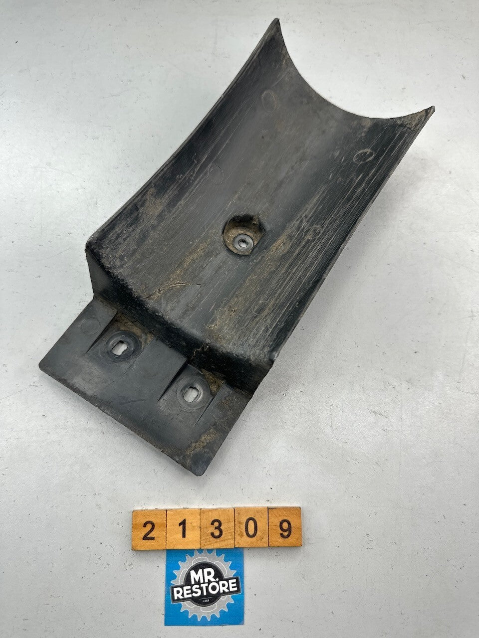 Kawasaki GPZ305 EX305 GPZ250 Belt Drive ER250 Z250 Suspension Cover 14025-1763