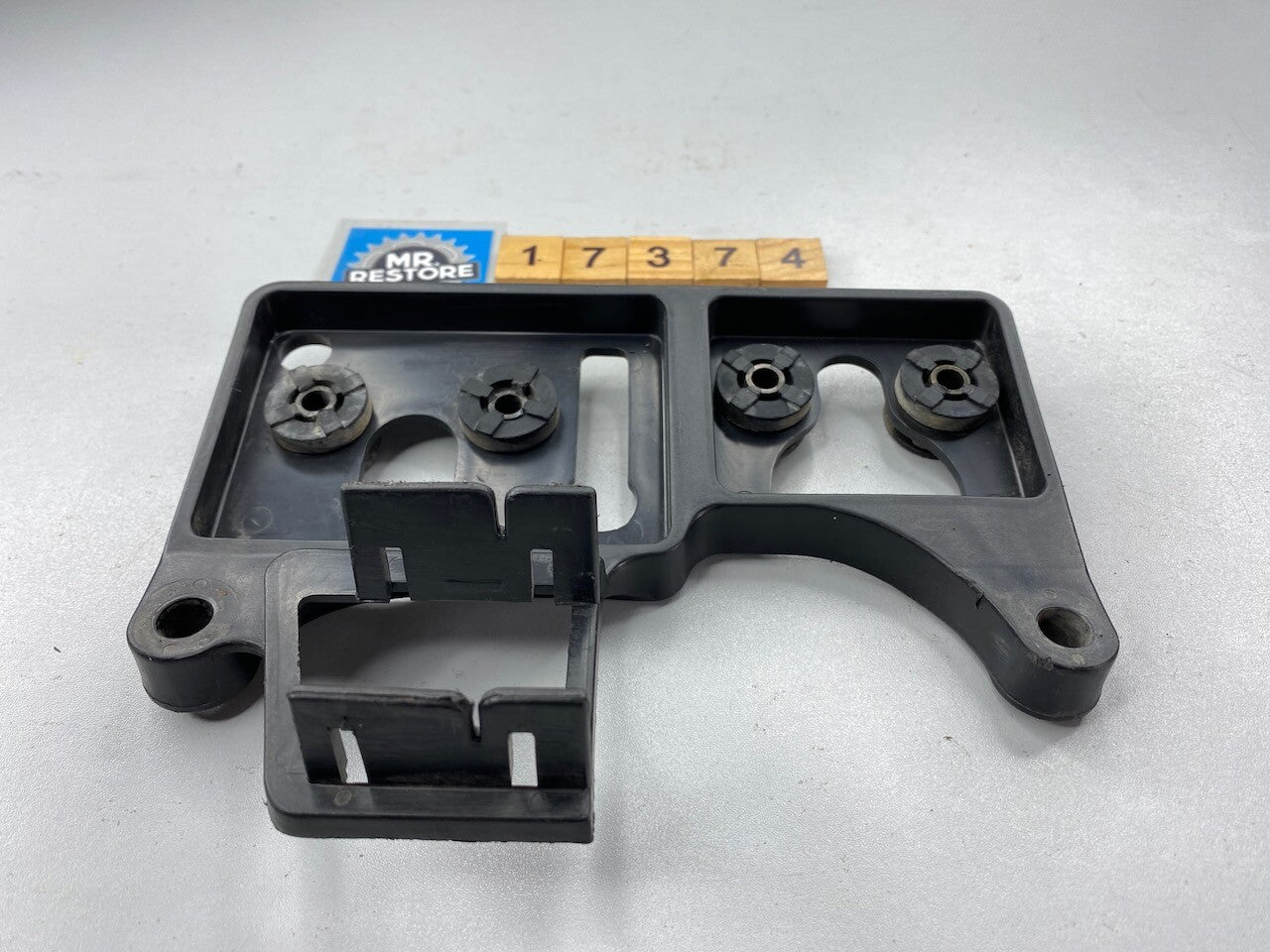 Honda XL600 XL350 XL250 Meter Clocks Stay Bracket 37212-MG2-670