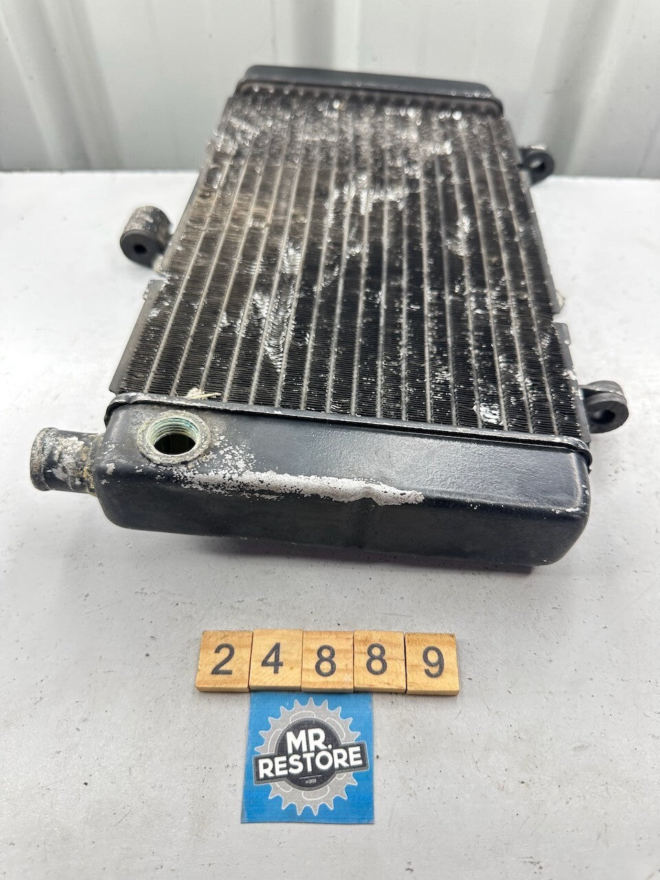 Honda CBR250R MC19 Radiator 19001-KY1-003