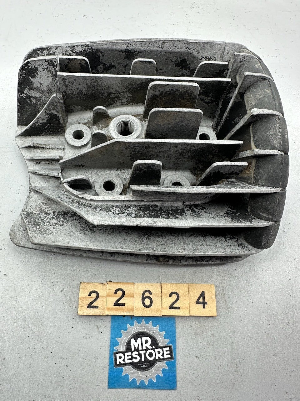 Yamaha DT175E 1978 MX175 1979-81 OEM Cylinder Head (2A7) 2A7-11111-00