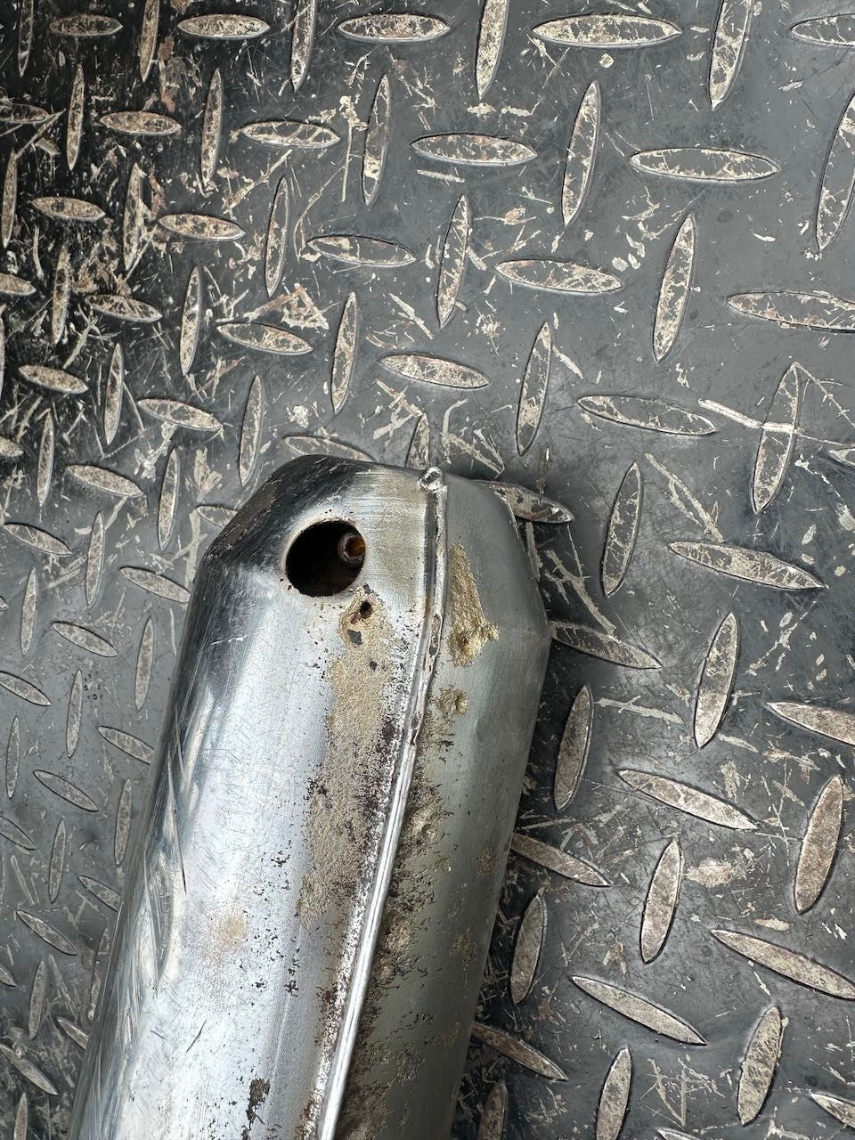 Suzuki GT250 L/H Exhaust Pipe Silencer Muffler & Baffle