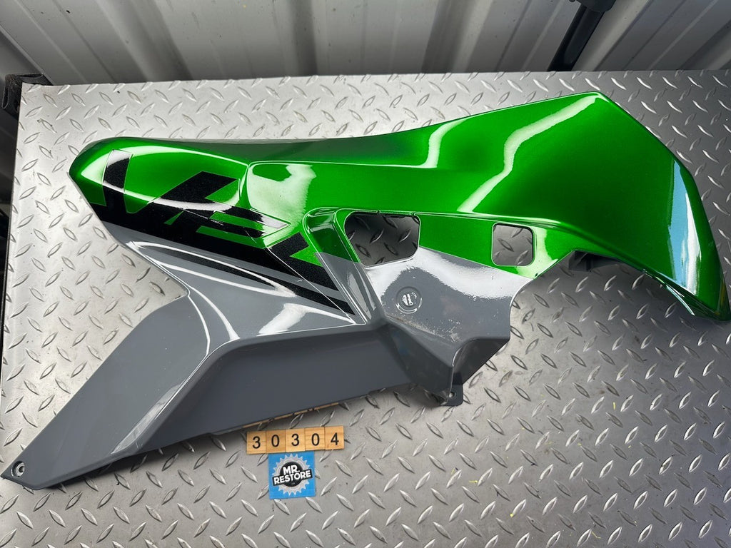 Kawasaki KLZ1000 Versys 1000 2019 Right Cowling Side Cover Panel VGC 55028-0702