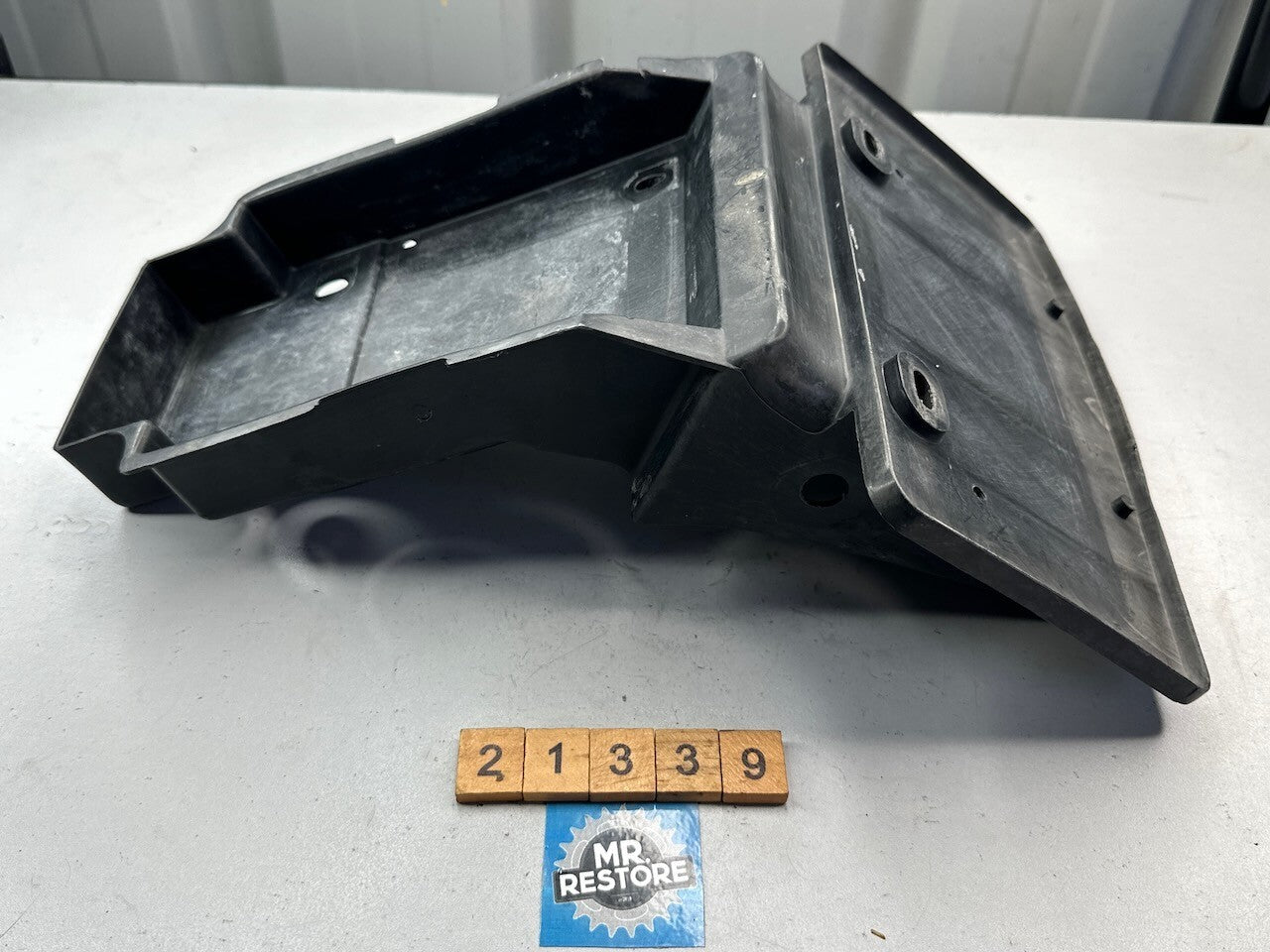 Yamaha TZR250 1986-88 1KT 2MA License Plate Fender Mudguard 2MA-21610