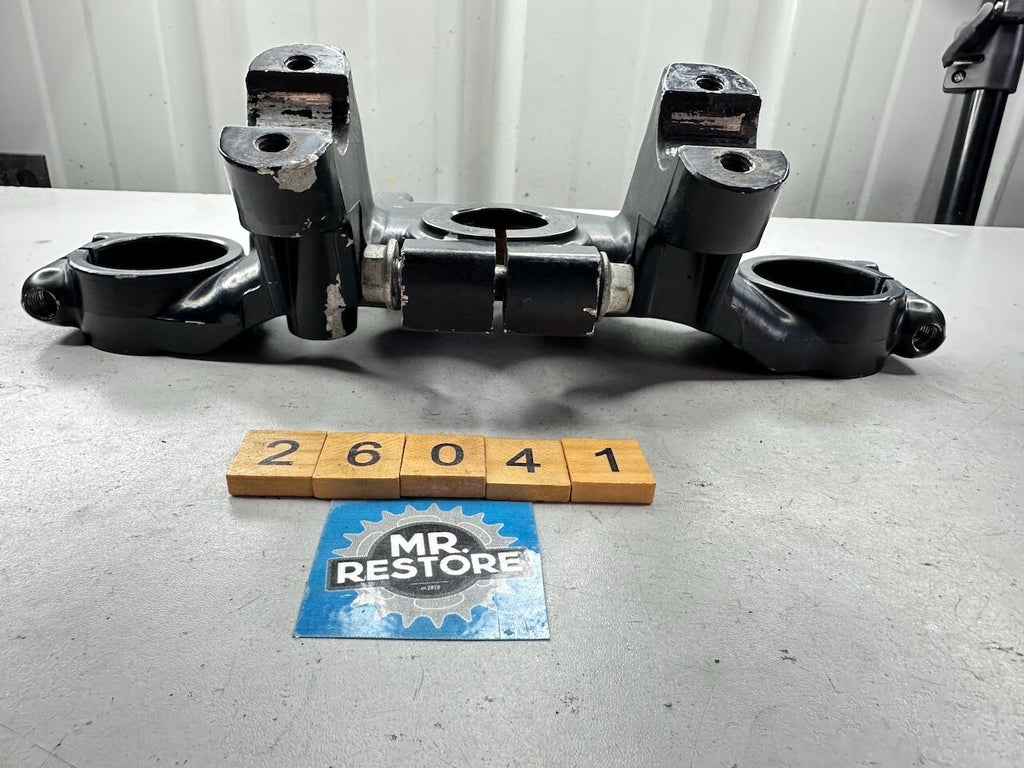 Kawasaki KZ1300 Z1300 ZG1300 Upper Fork Clamp Triple Tree 44039-1013