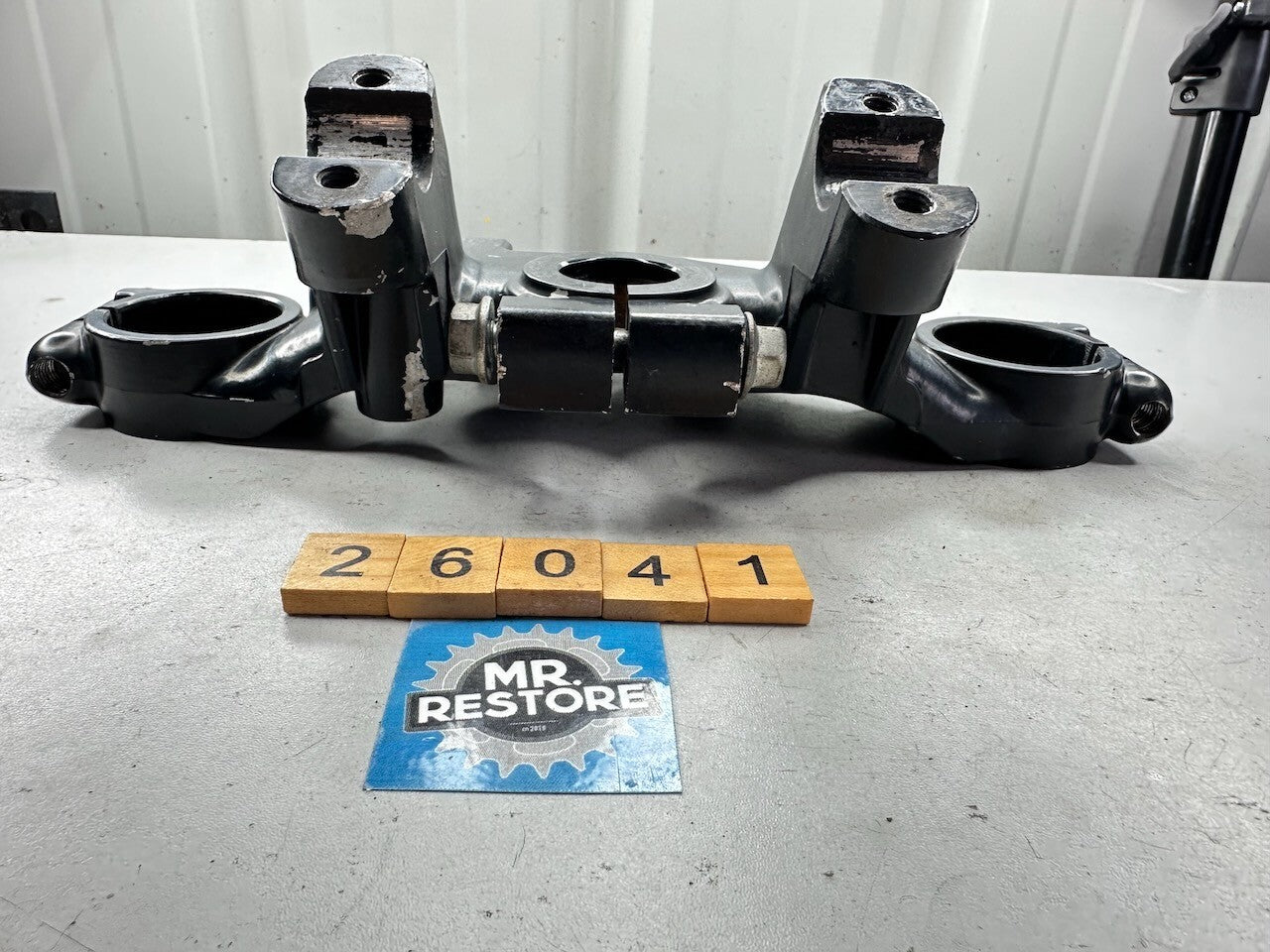 Kawasaki KZ1300 Z1300 ZG1300 Upper Fork Clamp Triple Tree 44039-1013