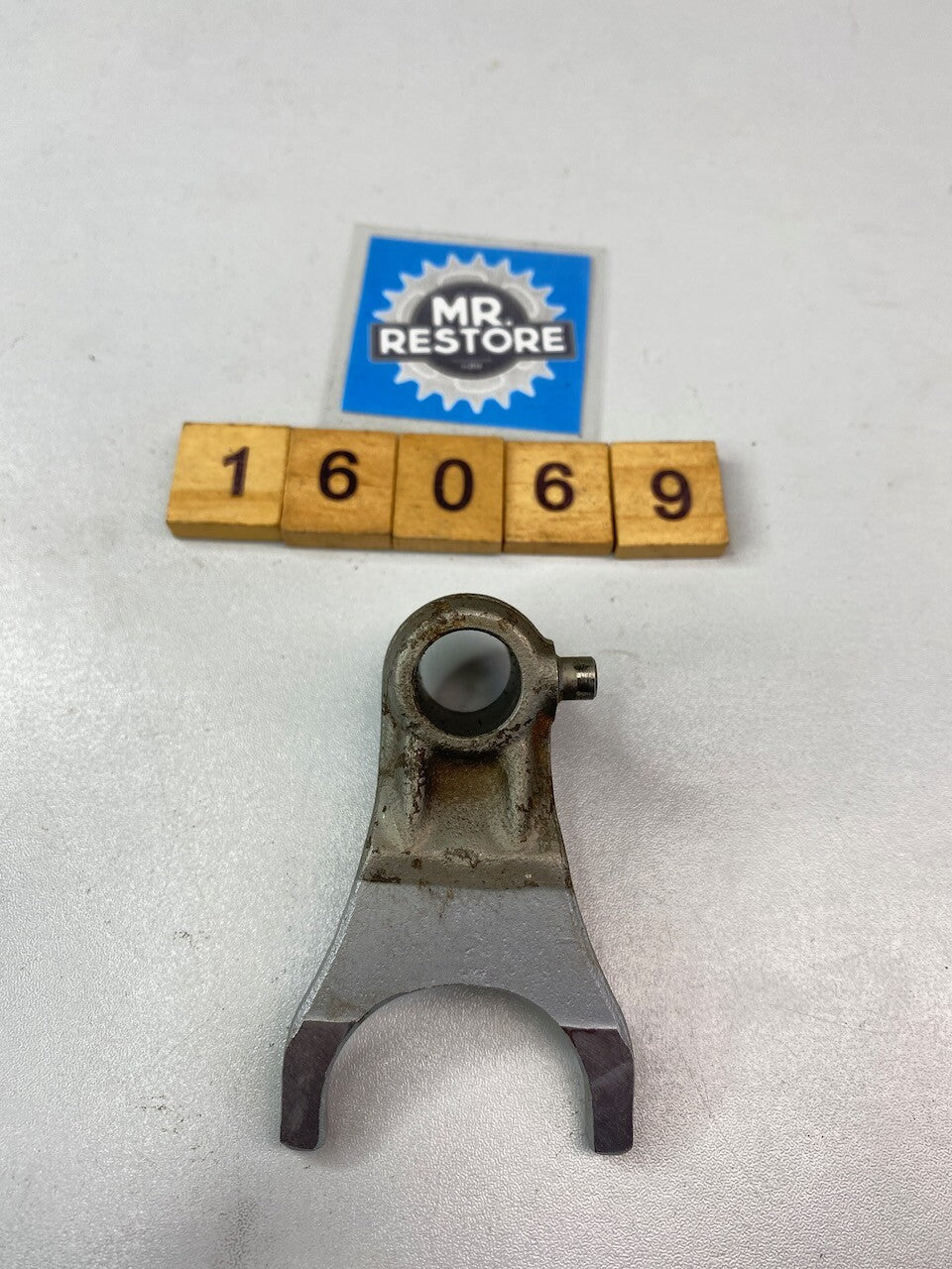 Suzuki GSX1200 1100 GSXR1100 GSF1200 Gear Shift Fork #3 - 25231-06B00