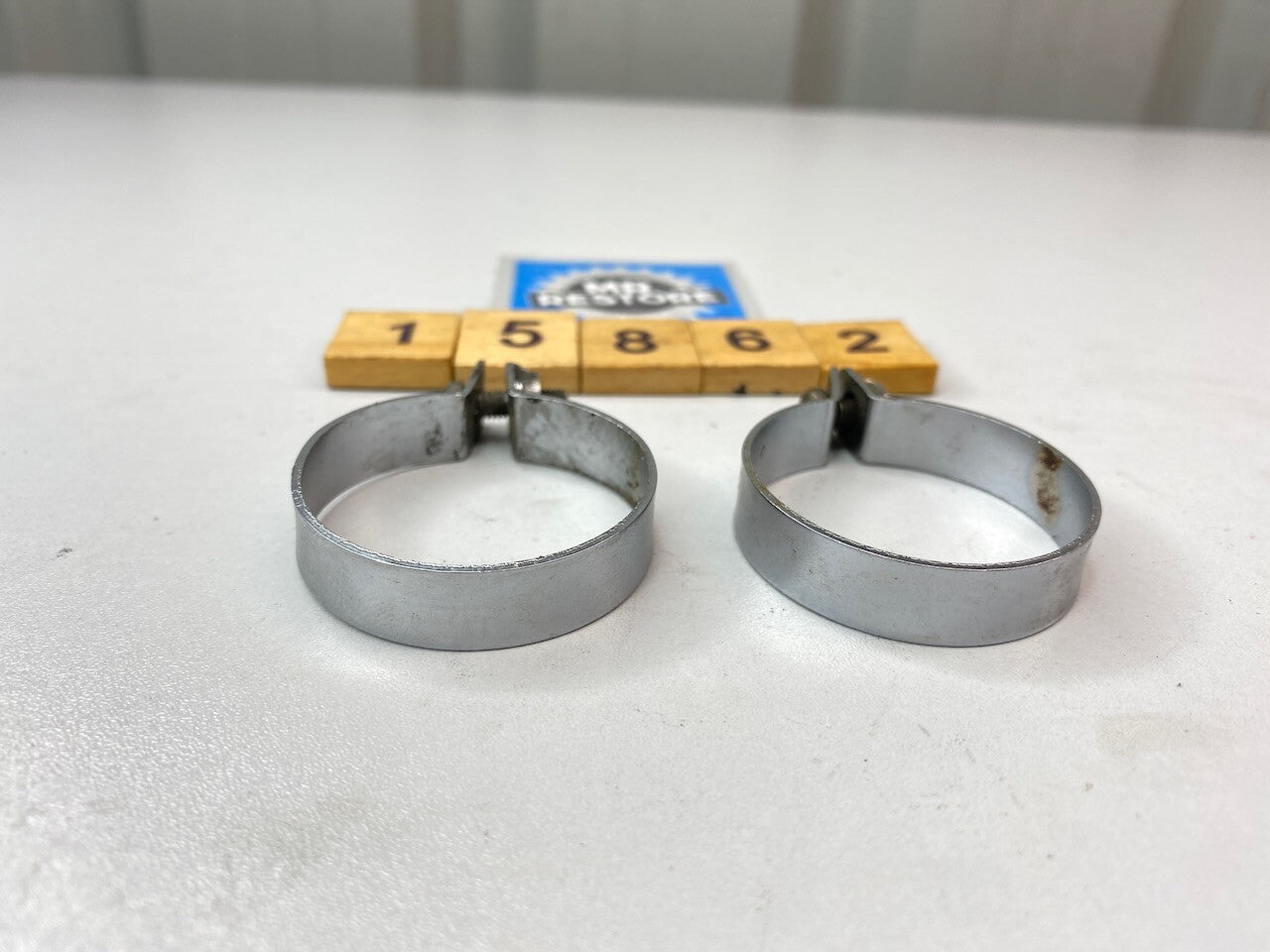 Kawasaki GPZ1100 B1 B2 ZX750 Front Fork Clamp 92037-1454 Pair