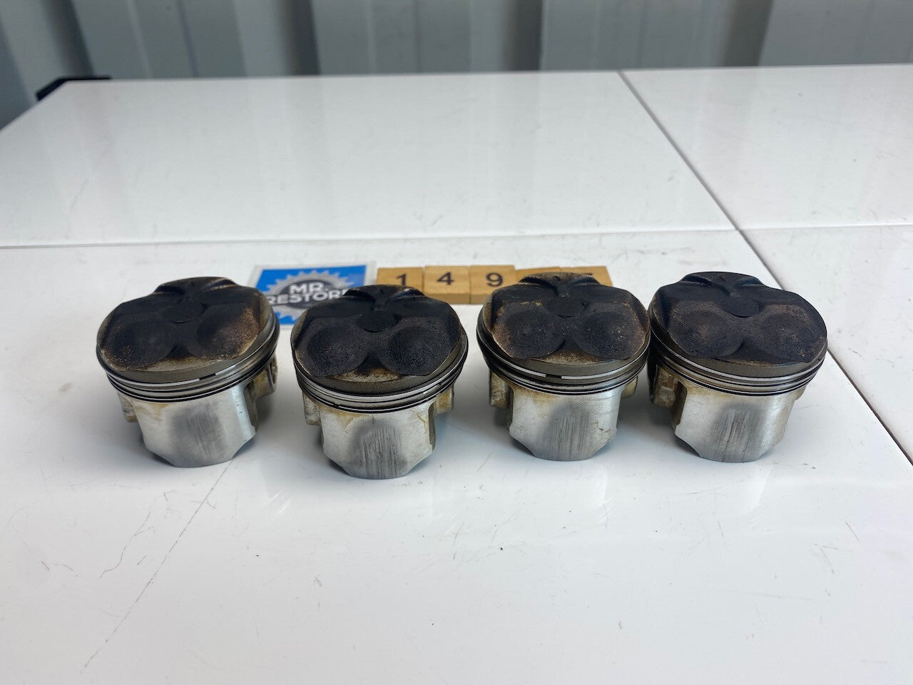 Yamaha FZR250 3LN OEM 48mm Pistons, Rings & Pins x 4 - 3LN-11631