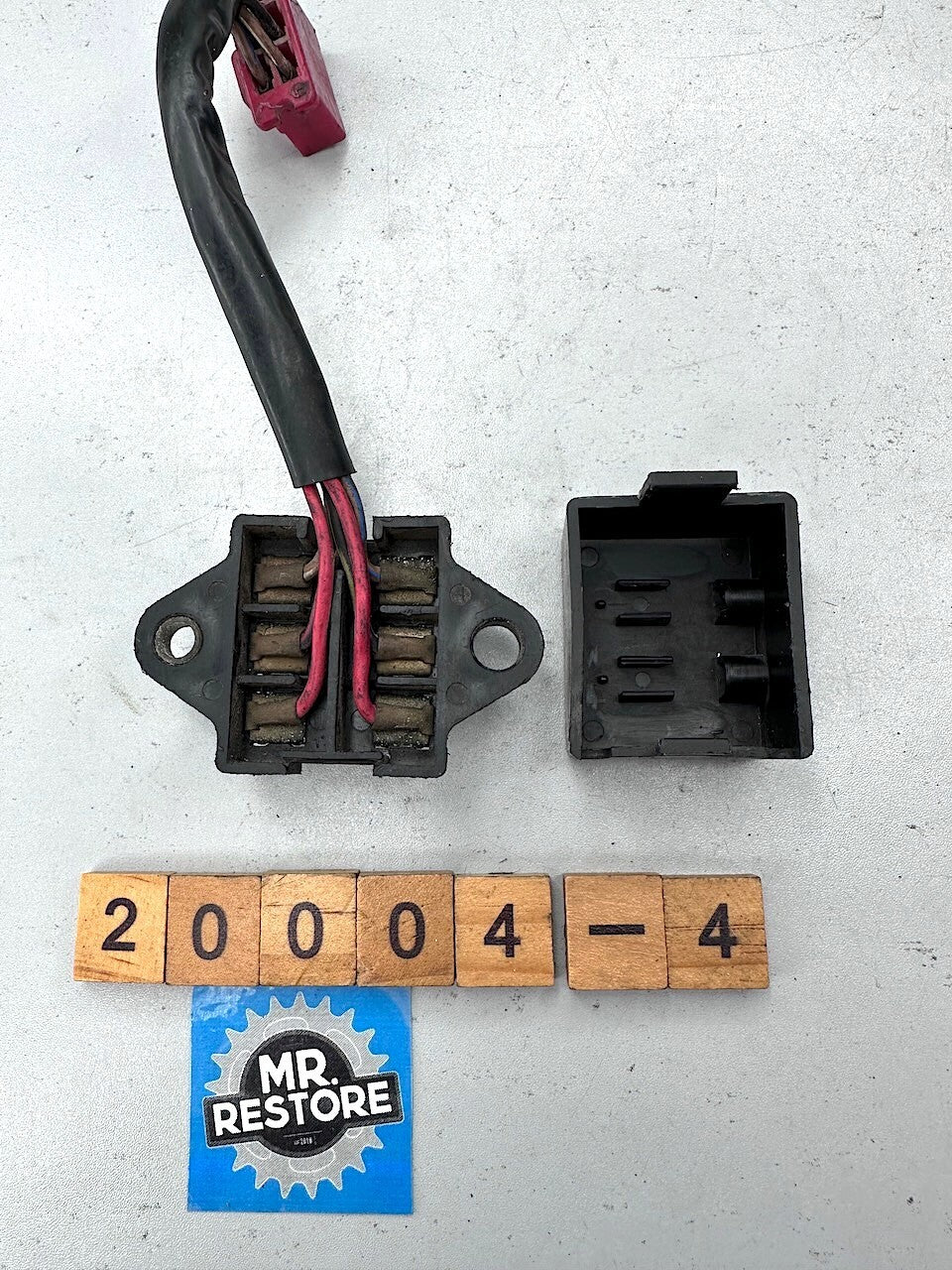 Honda CB450 CB400 N T CB250 N T Fuse Box & Cover 38200-413-003