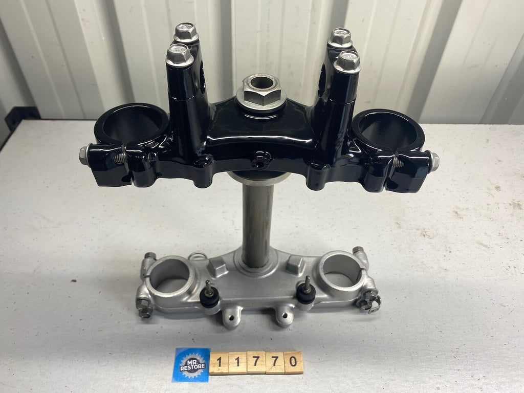 Yamaha TT250 1991 Fork Clamp Triple Tree Assy. & Bar Clamps - Reconditioned