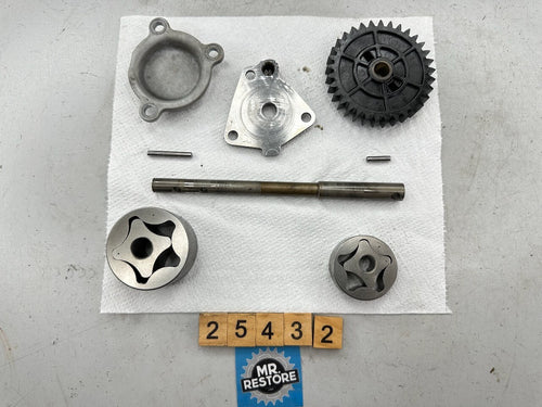 BMW F800S F800ST Oil Pump Shaft, Rotors, Covers