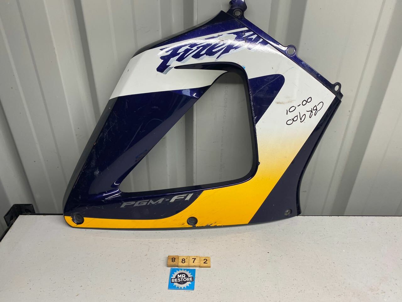 Honda CBR900 Right Fairing Panel 64320-MCJA-0000