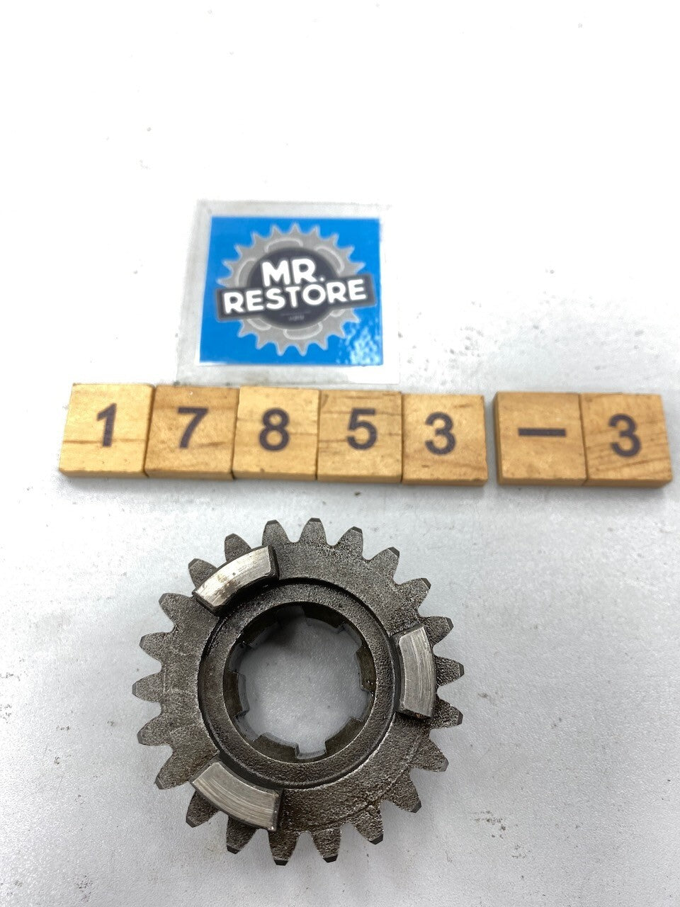 Yamaha SR500 SR400 XT500 TT500 Transmission 4th Wheel Gear 583-17241